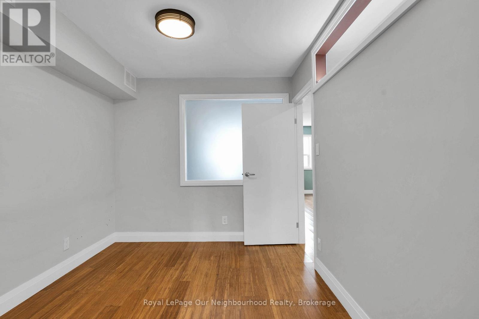 300 - 1224 King Street W, Toronto, Ontario  M6K 1G4 - Photo 4 - W12788934