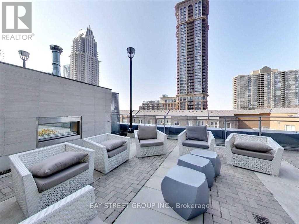 1610 - 360 Square One Drive, Mississauga, Ontario  L5B 0G7 - Photo 34 - W12788956