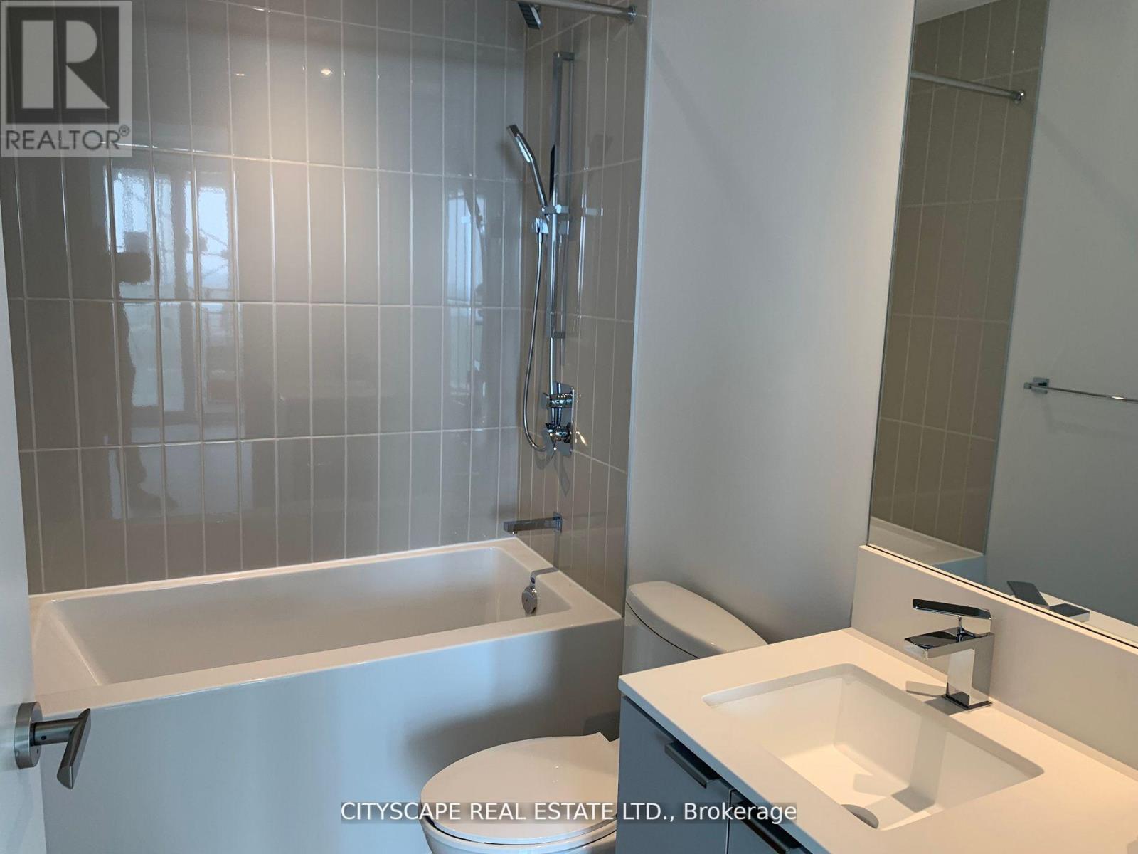 1507 - 3883 Quartz Road, Mississauga, Ontario  L5B 0M4 - Photo 3 - W12788958