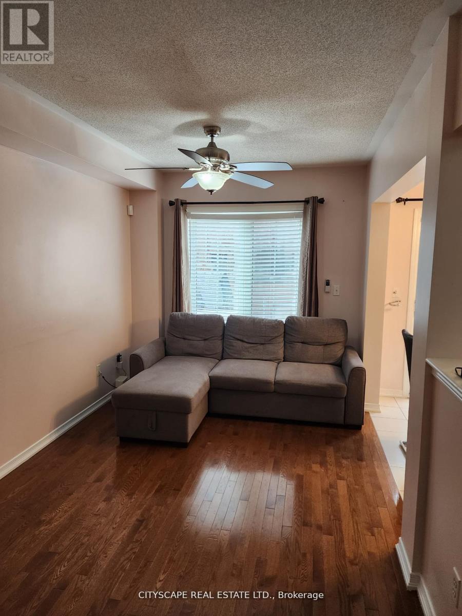 94 Unionville Crescent, Brampton, Ontario  L6P 2Z4 - Photo 10 - W12788970