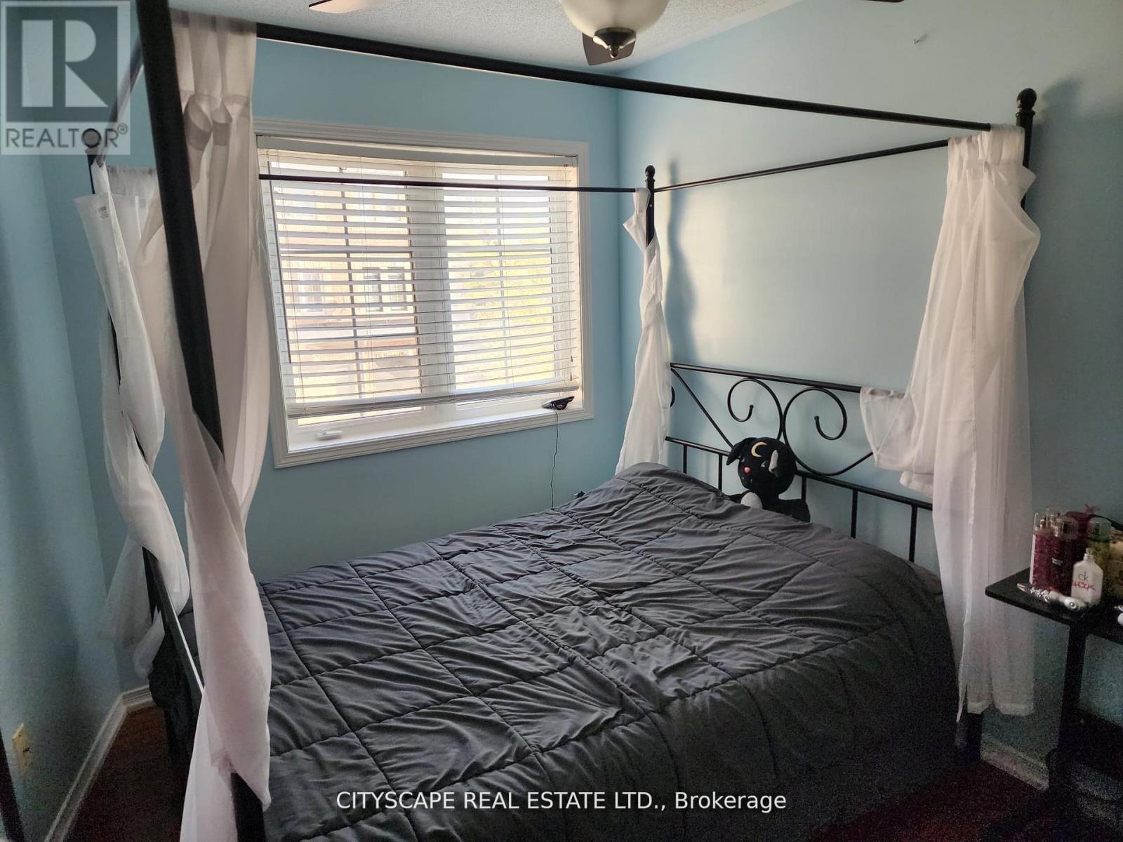 94 Unionville Crescent, Brampton, Ontario  L6P 2Z4 - Photo 24 - W12788970