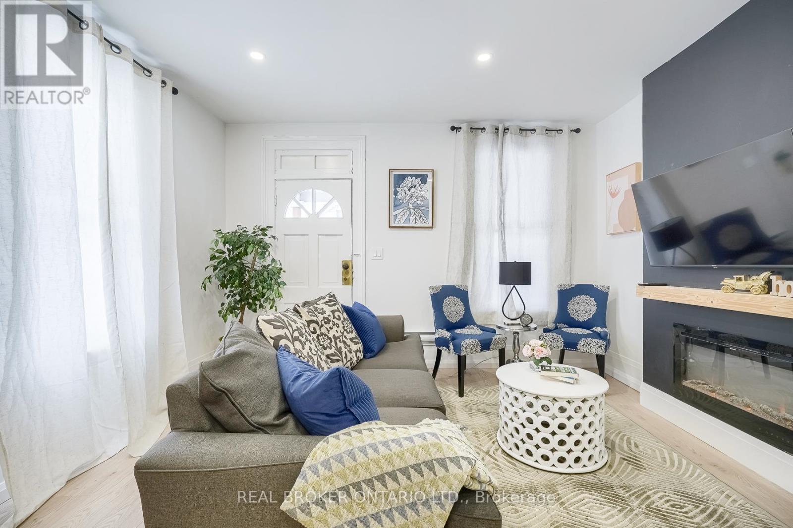 8 Elizabeth Street, St. Catharines, Ontario  L2R 2L1 - Photo 13 - X12788942