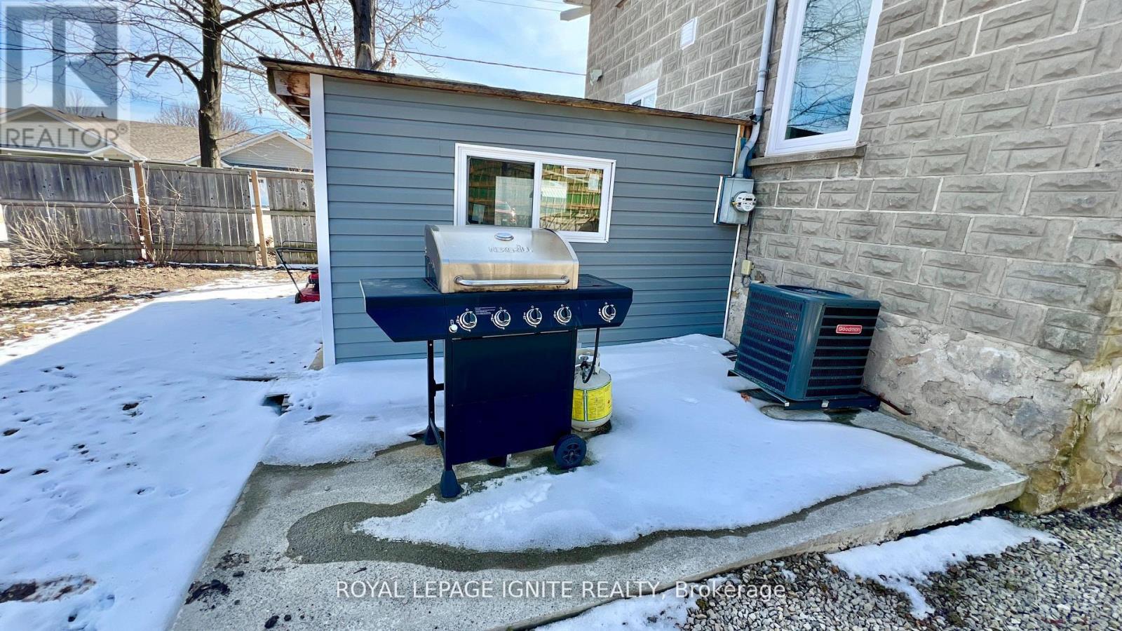 514 Frank Street, South Bruce Peninsula, Ontario  N0H 2T0 - Photo 33 - X12788976