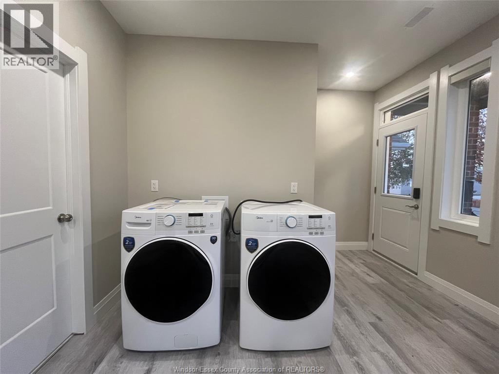 917 Mckay Avenue Unit# 1, Windsor, Ontario  N9B 2A4 - Photo 5 - 26003249