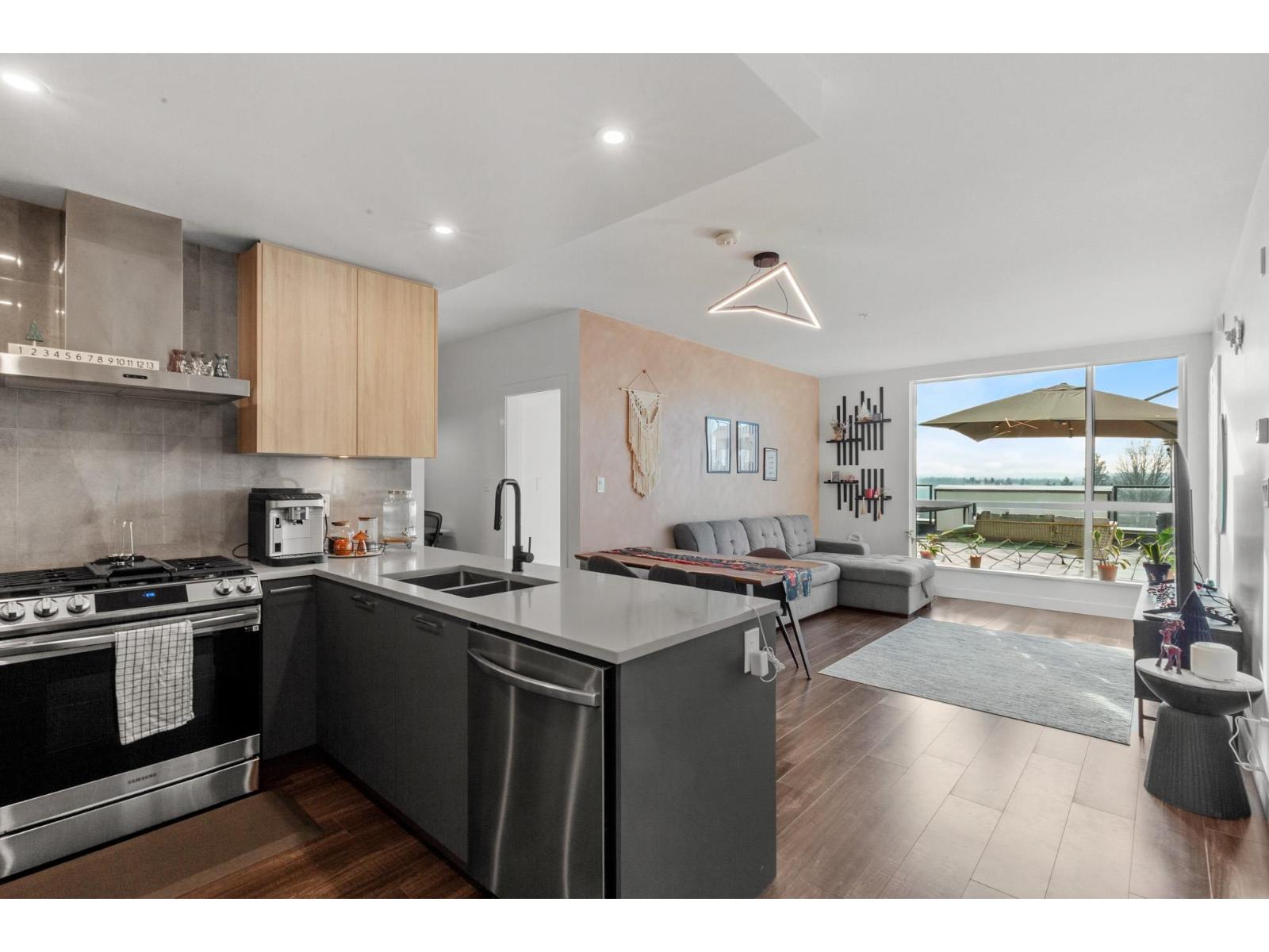 105 31900 Raven Avenue, Mission, British Columbia  V2V 0H5 - Photo 6 - R3071648