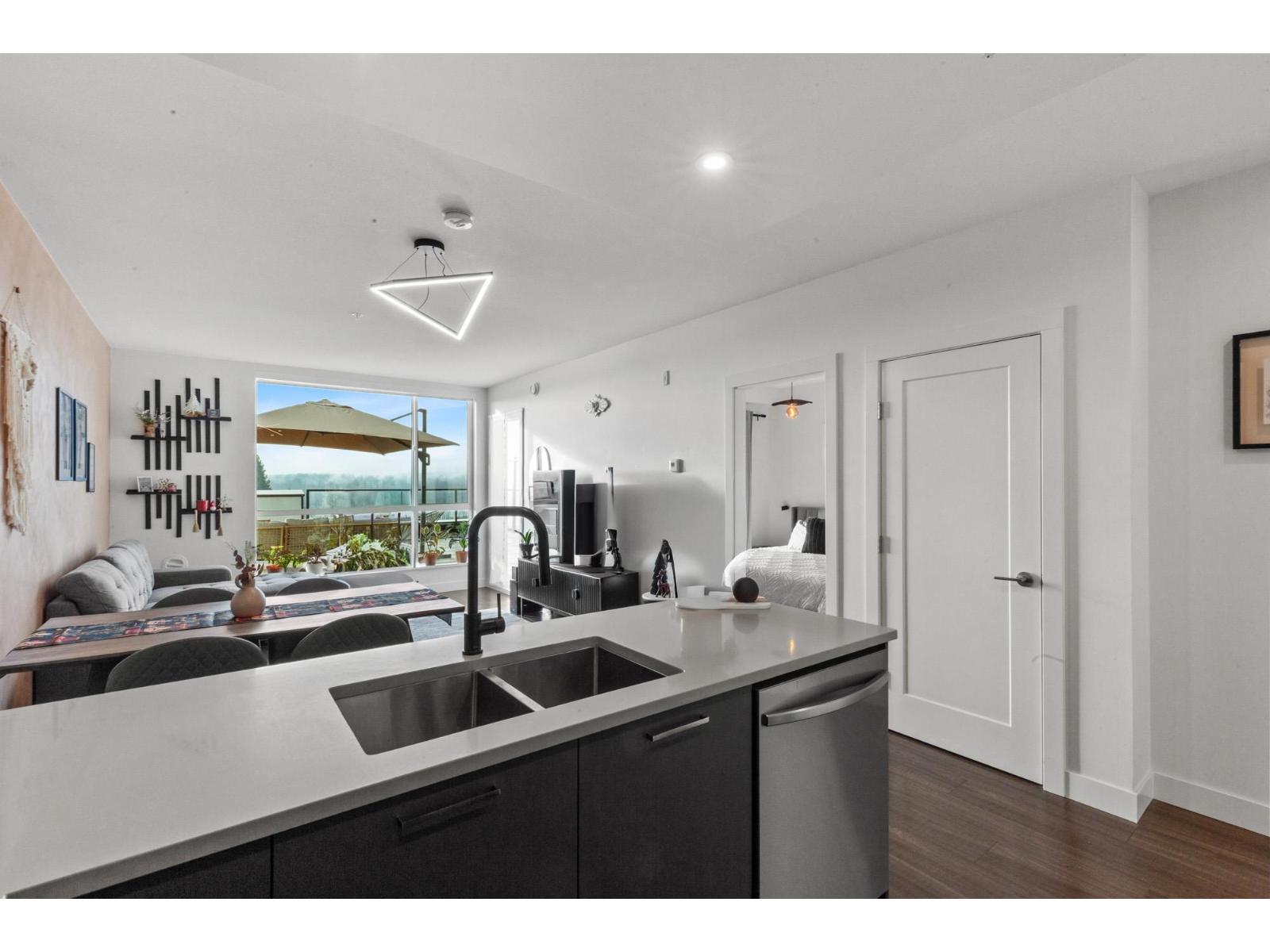 105 31900 Raven Avenue, Mission, British Columbia  V2V 0H5 - Photo 8 - R3071648