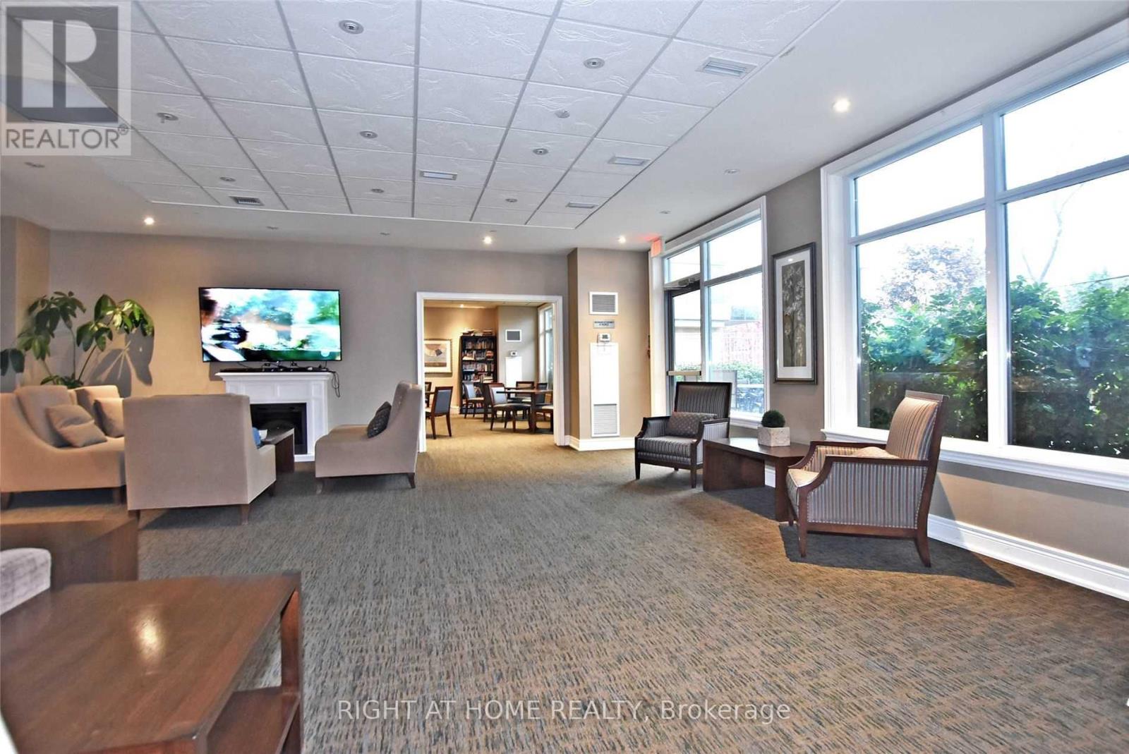 230 - 701 Sheppard Avenue W, Toronto (Clanton Park), Ontario  M3H 0B2 - Photo 22 - C12745760