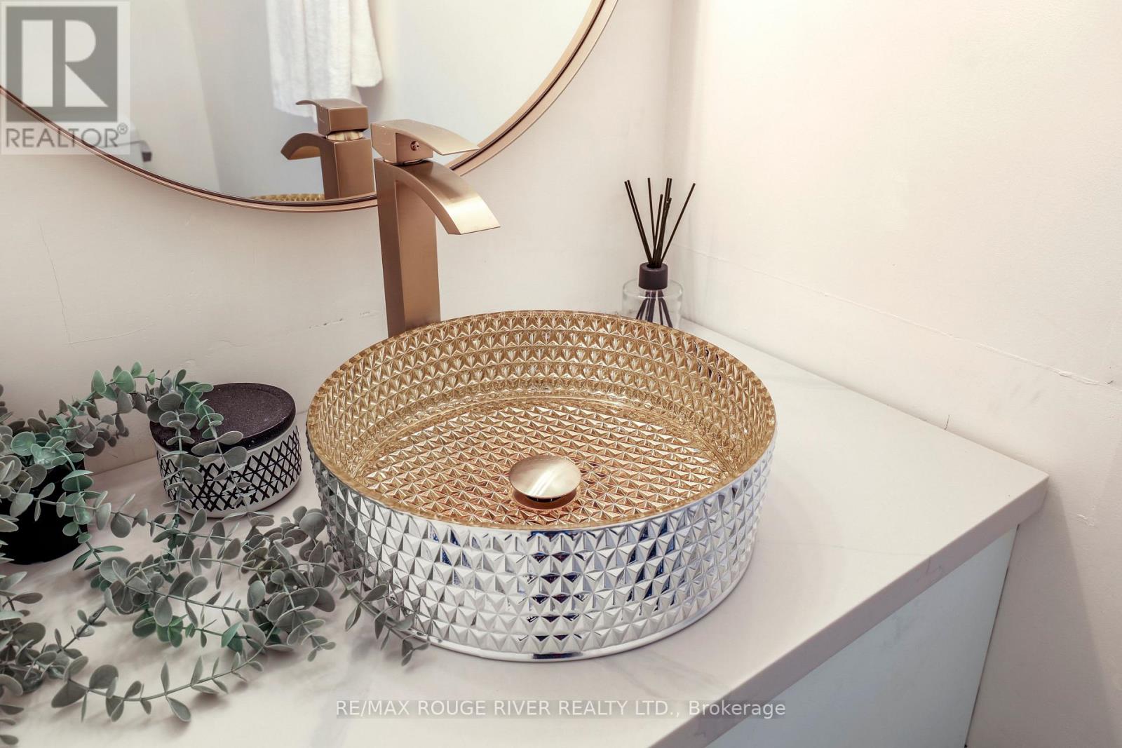 287 Pendermere Parkway, Toronto, Ontario  M1C 2S9 - Photo 4 - E12788996