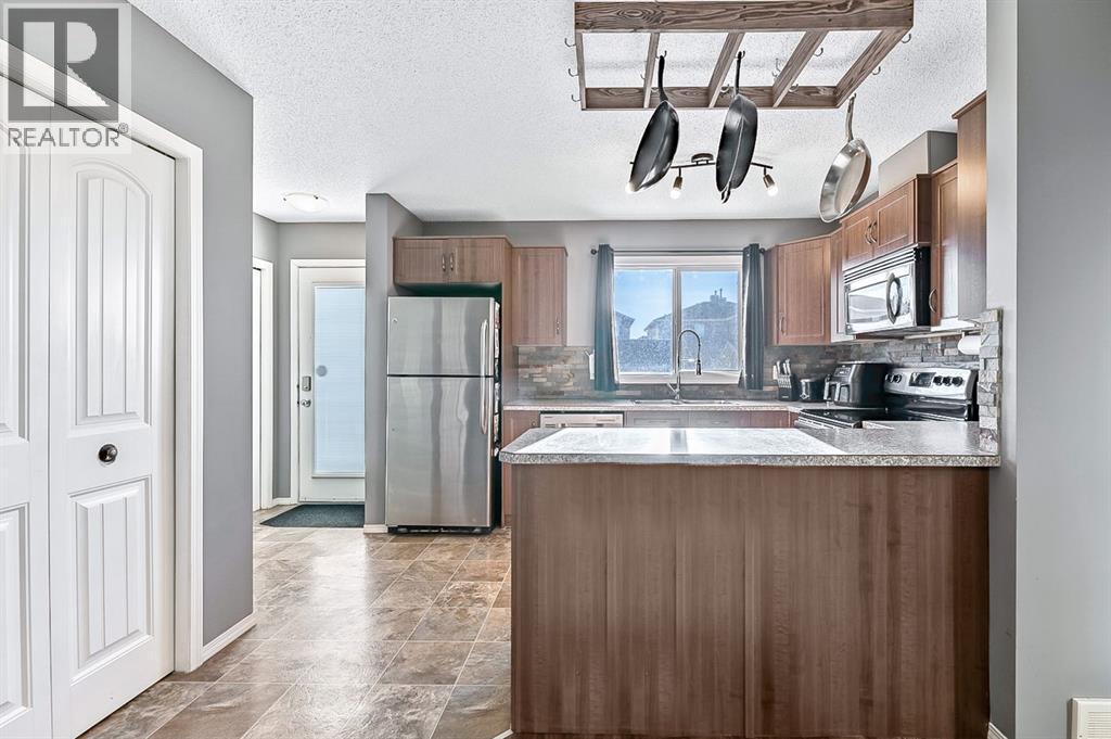 221 Sandford Place Nw, Langdon, Alberta  T0J 1X2 - Photo 10 - A2280488