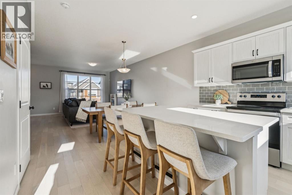 22 Precedence Glen, Cochrane, Alberta  T4C 2W7 - Photo 9 - A2283092