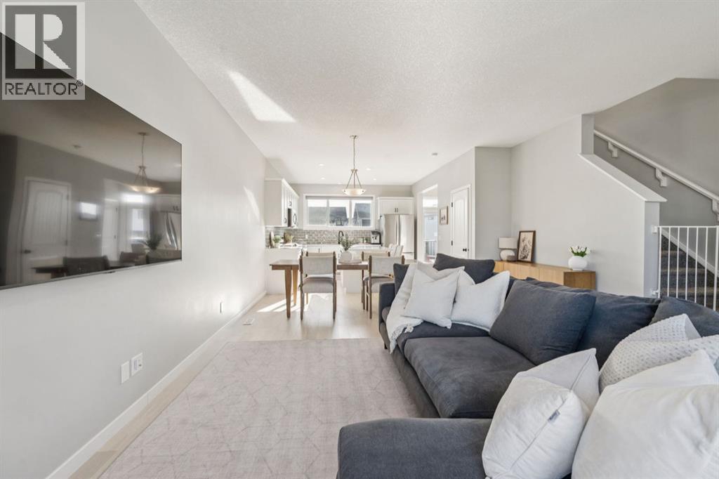 22 Precedence Glen, Cochrane, Alberta  T4C 2W7 - Photo 17 - A2283092