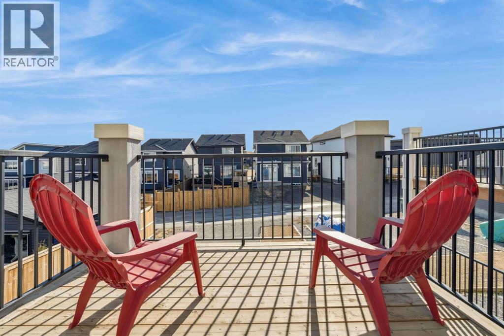 22 Precedence Glen, Cochrane, Alberta  T4C 2W7 - Photo 28 - A2283092