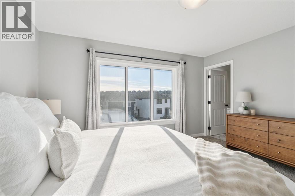 22 Precedence Glen, Cochrane, Alberta  T4C 2W7 - Photo 20 - A2283092