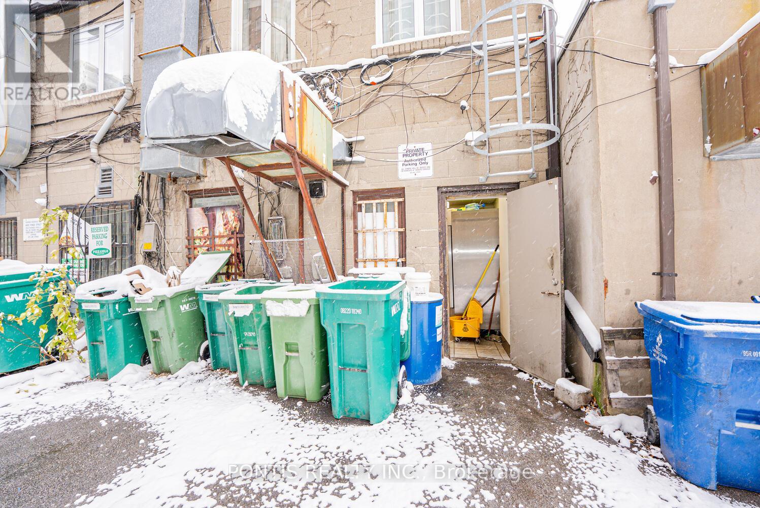 4918 Yonge Street, Toronto, Ontario  M2N 5N5 - Photo 31 - C12788160