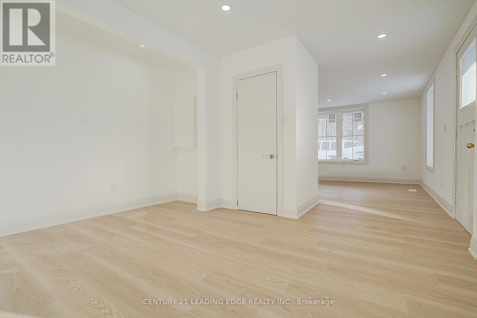 Front - 14635 Woodbine Avenue, Whitchurch-Stouffville, Ontario  L4A 2K8 - Photo 4 - N12788870