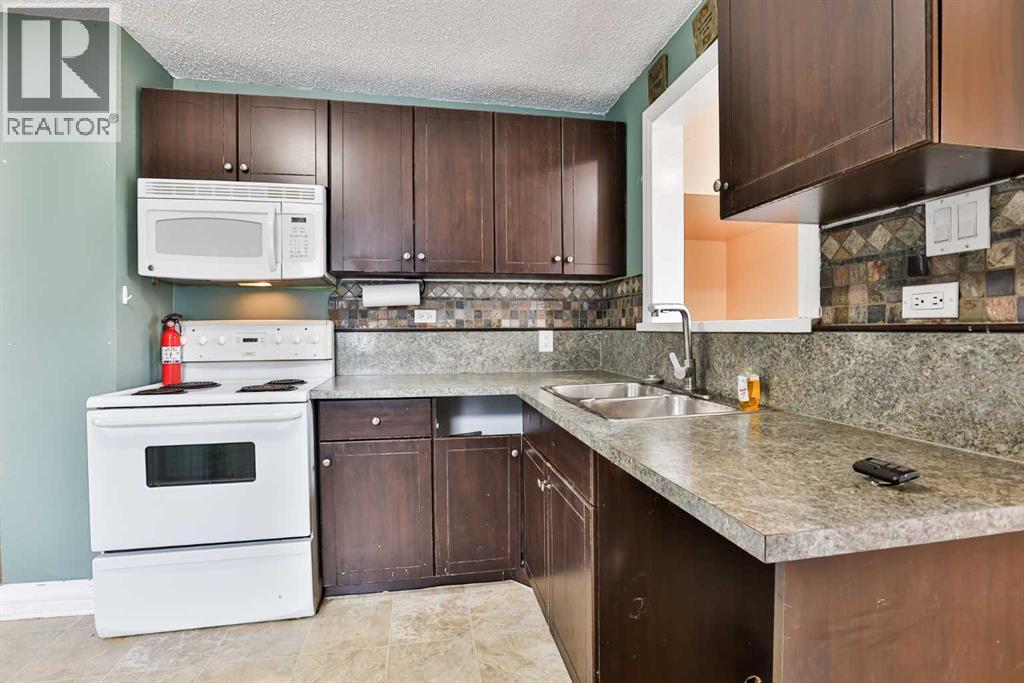 911 8 Street S, Lethbridge, Alberta  T1J 2K7 - Photo 5 - A2280670