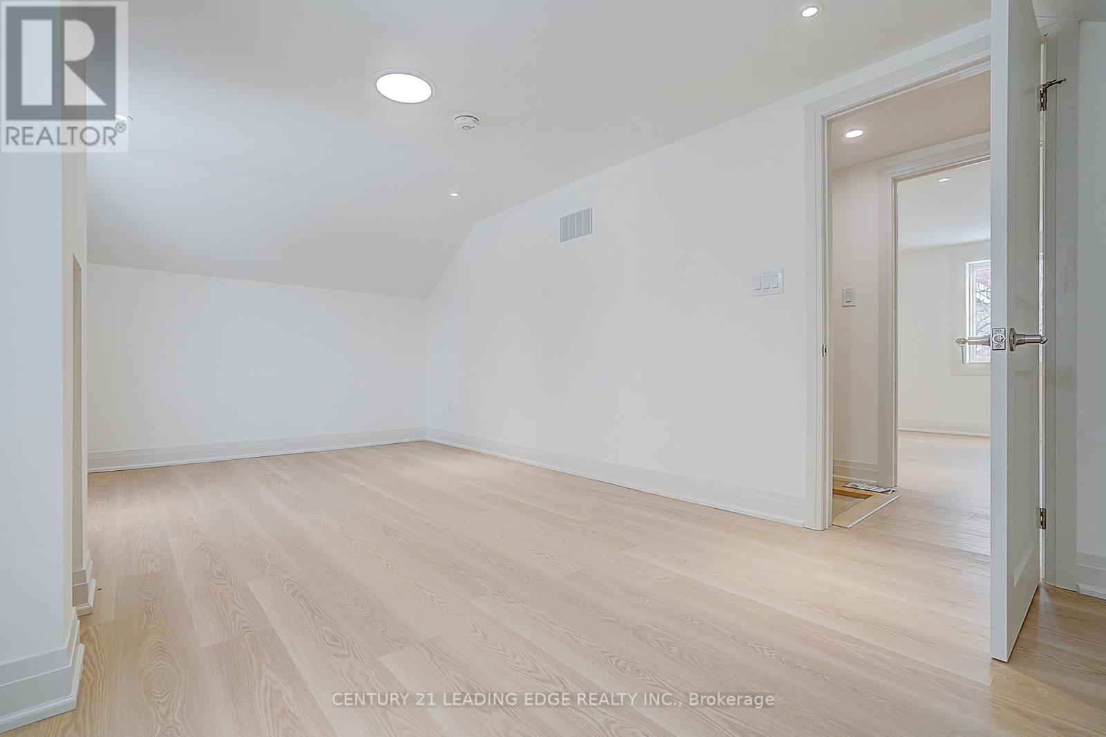 Front - 14635 Woodbine Avenue, Whitchurch-Stouffville, Ontario  L4A 2K8 - Photo 26 - N12788870