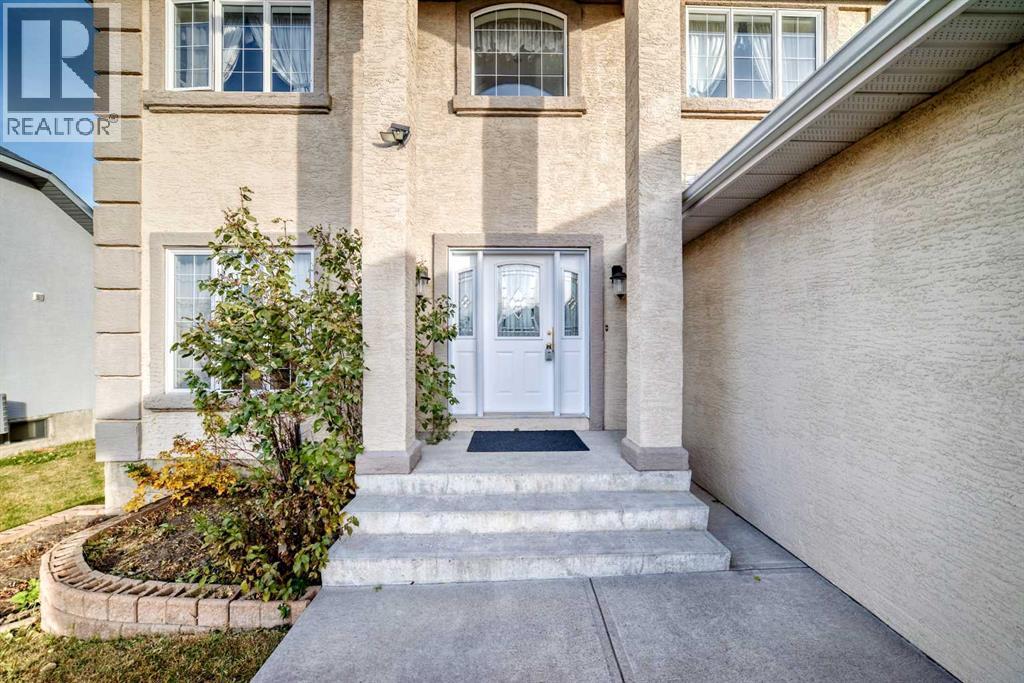 120 Cove Road, Chestermere, Alberta  T1X 1E4 - Photo 4 - A2280214
