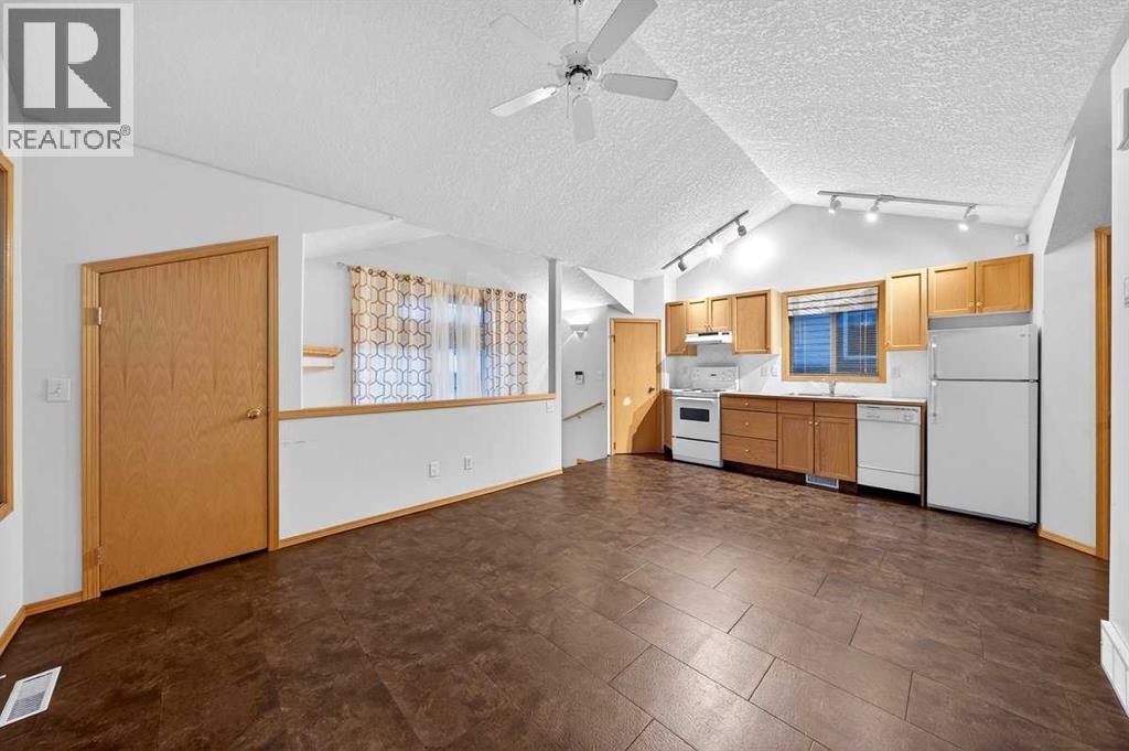 68 Silver Springs Way Nw, Airdrie, Alberta  T4B 2R6 - Photo 32 - A2286453