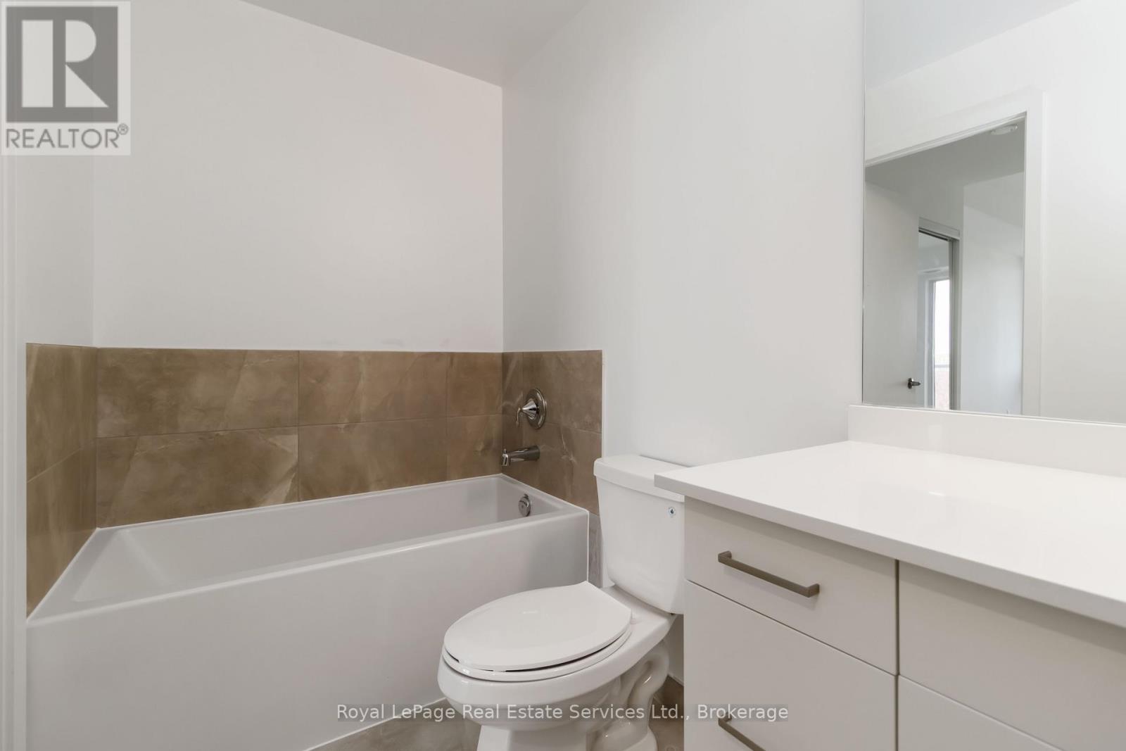 601 - 1035 Southdown Road, Mississauga, Ontario  L5J 0A2 - Photo 13 - W12787242