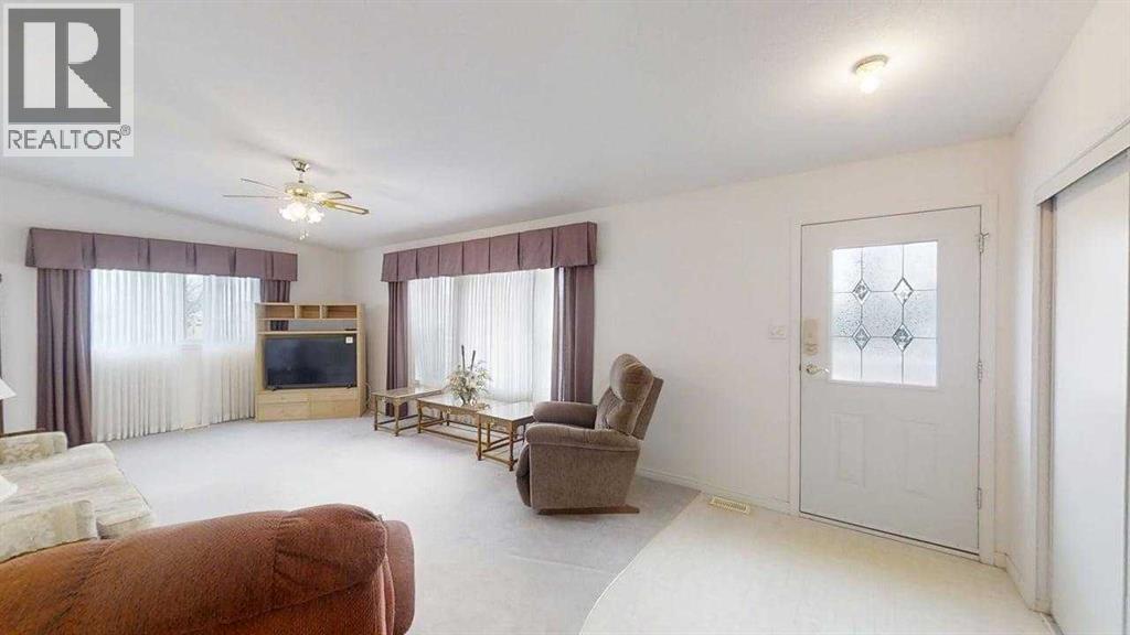 420n 200w, Raymond, Alberta  T0K 2S0 - Photo 5 - A2286401