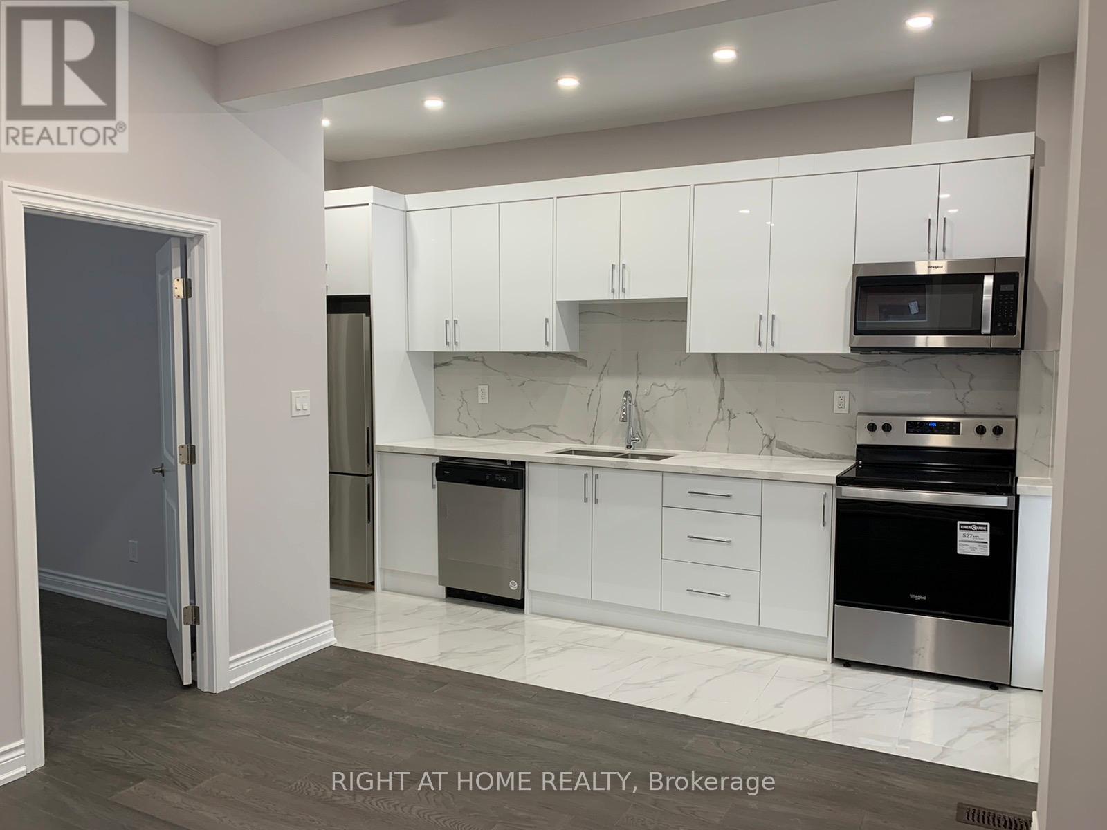 57 BRUNSWICK AVENUE, Toronto, Ontario