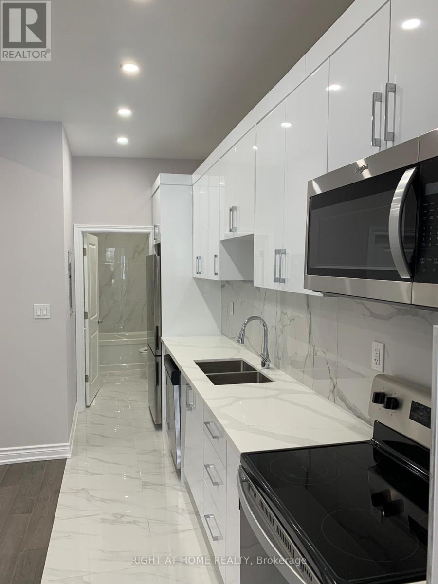 57 Brunswick Avenue, Toronto, Ontario  M5S 2L8 - Photo 4 - C12789006