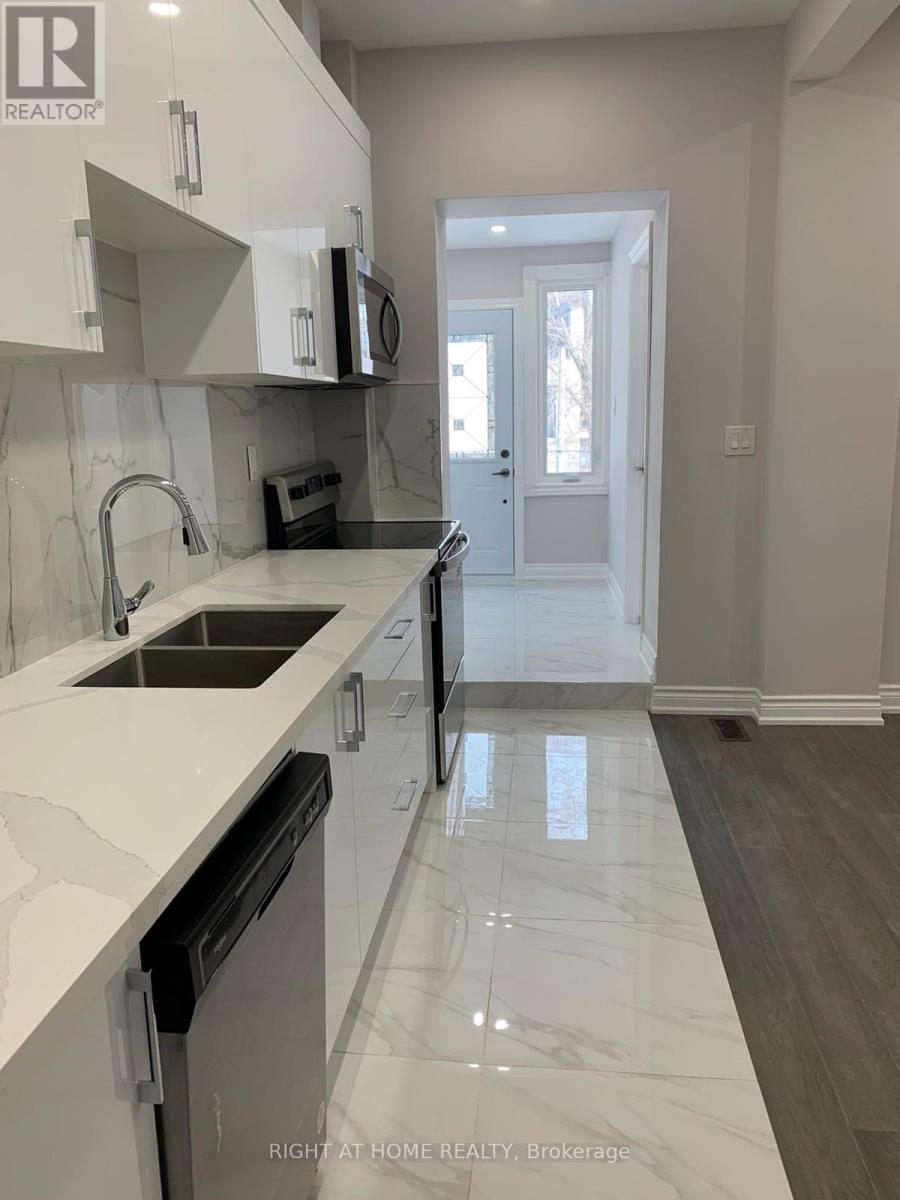 57 Brunswick Avenue, Toronto, Ontario  M5S 2L8 - Photo 5 - C12789006