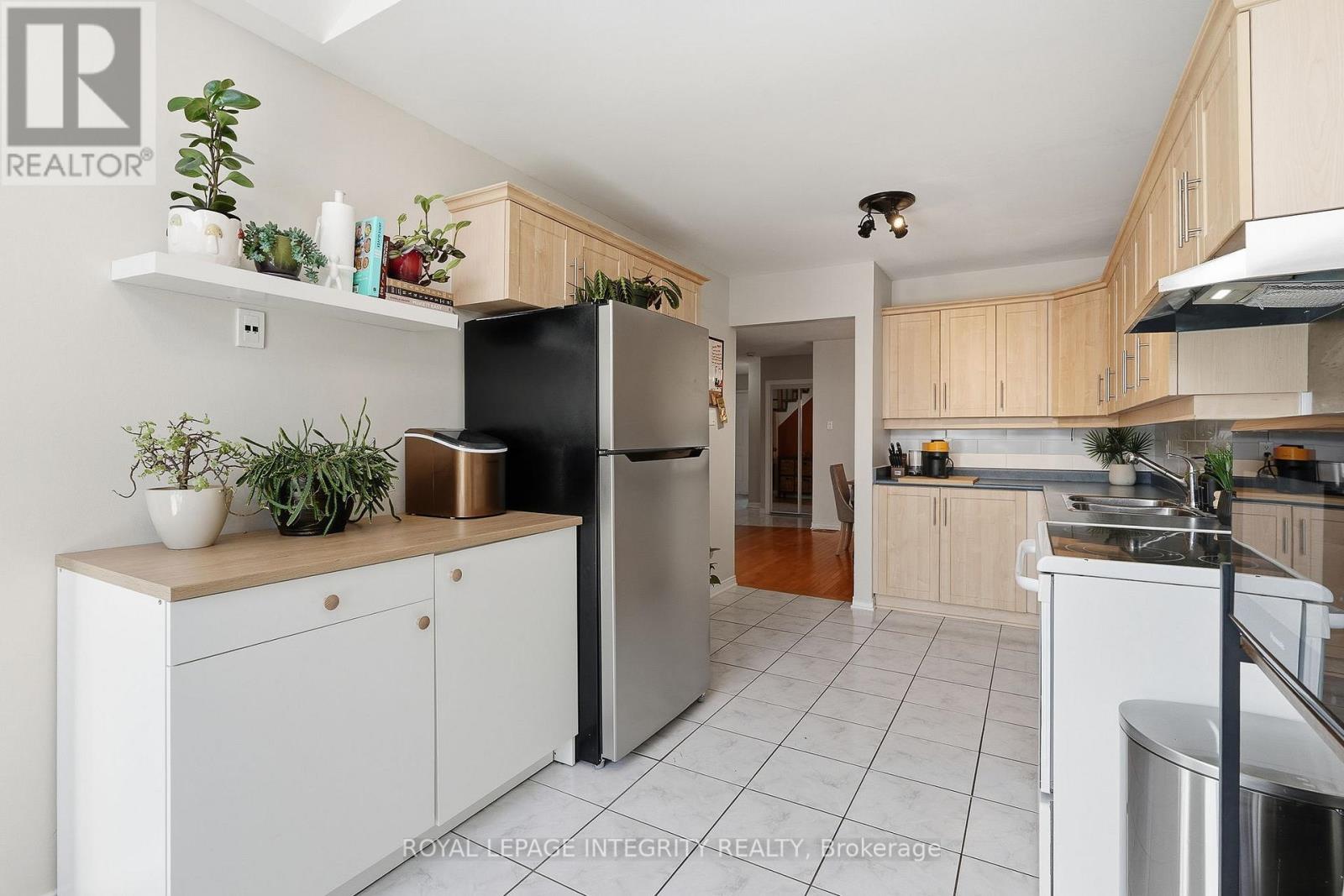 2049 Sunland Drive, Ottawa, Ontario  K4A 3K8 - Photo 16 - X12788144