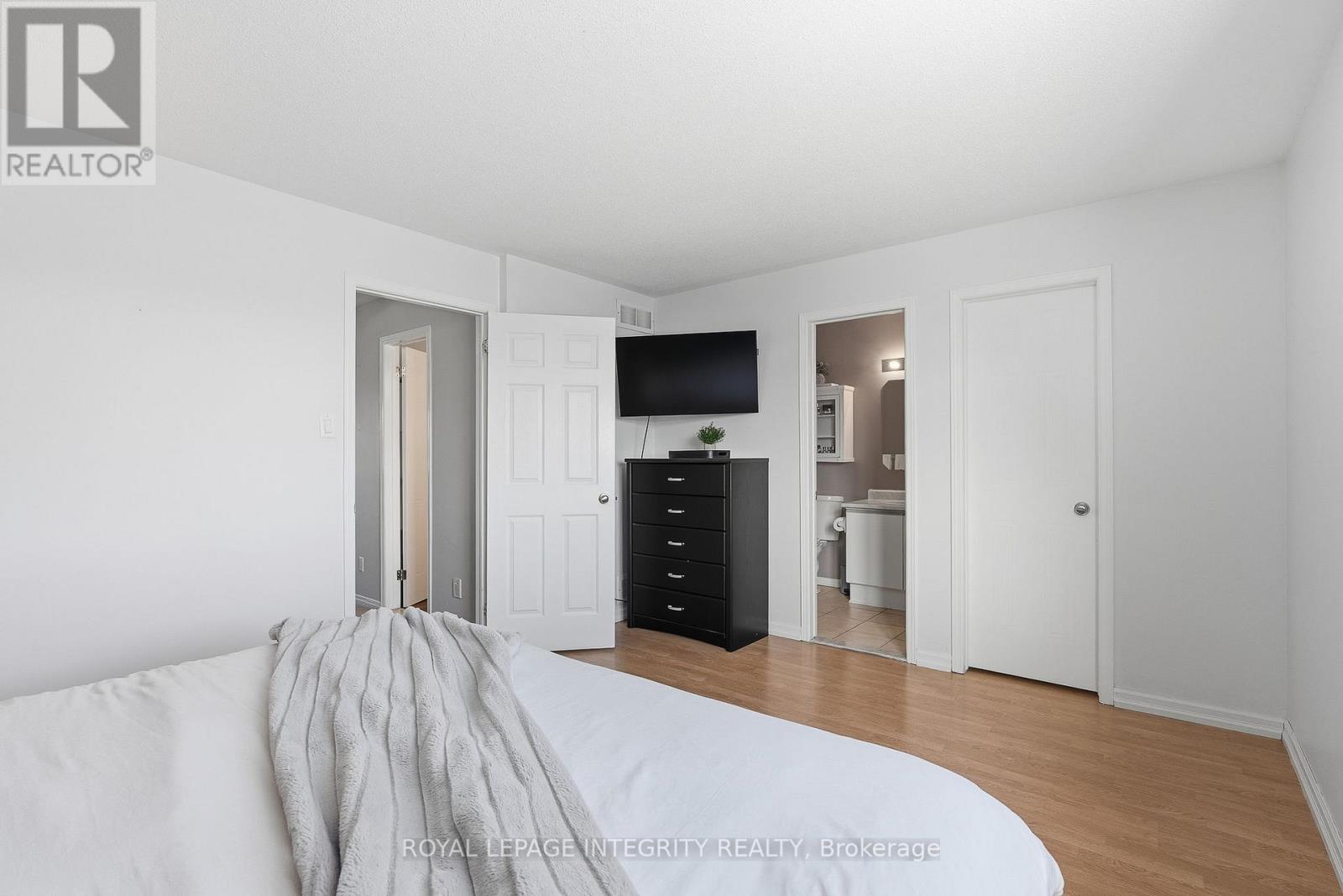 2049 Sunland Drive, Ottawa, Ontario  K4A 3K8 - Photo 22 - X12788144