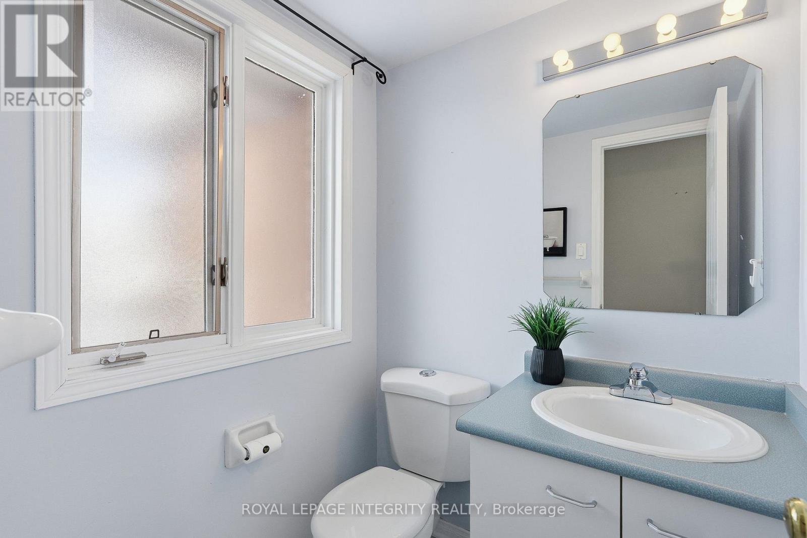 2049 Sunland Drive, Ottawa, Ontario  K4A 3K8 - Photo 6 - X12788144