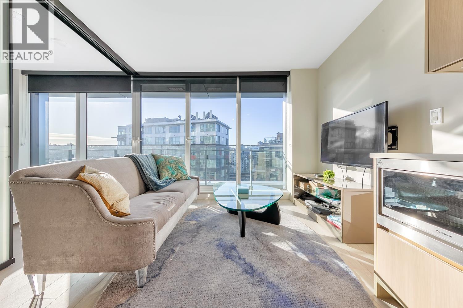 1102 1768 Cook Street, Vancouver, British Columbia  V5Y 0N3 - Photo 7 - R3089920