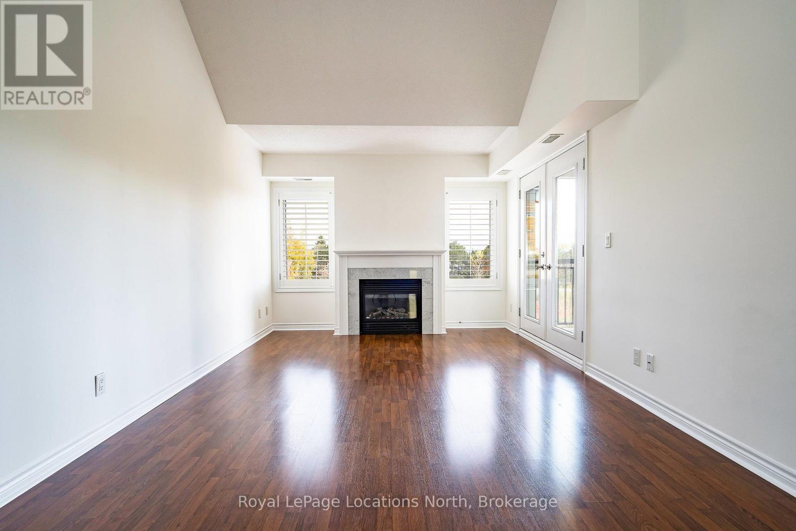 307 - 3 Brandy Lane Drive, Collingwood, Ontario L9Y 0X4 - Photo 3 - S12789030