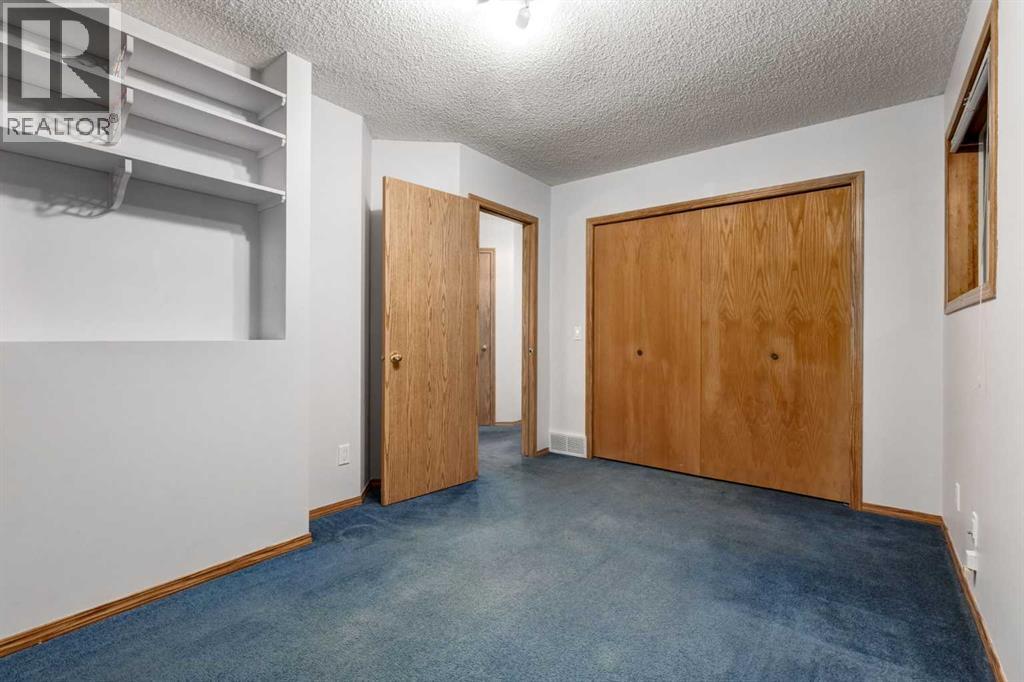 26 Somercrest Circle Sw, Calgary, Alberta  T2Y 3H1 - Photo 23 - A2284372