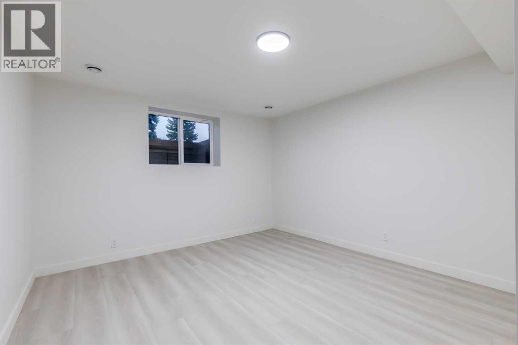 116 Deer Run Close Se, Calgary, Alberta  T2J 5P5 - Photo 31 - A2285575