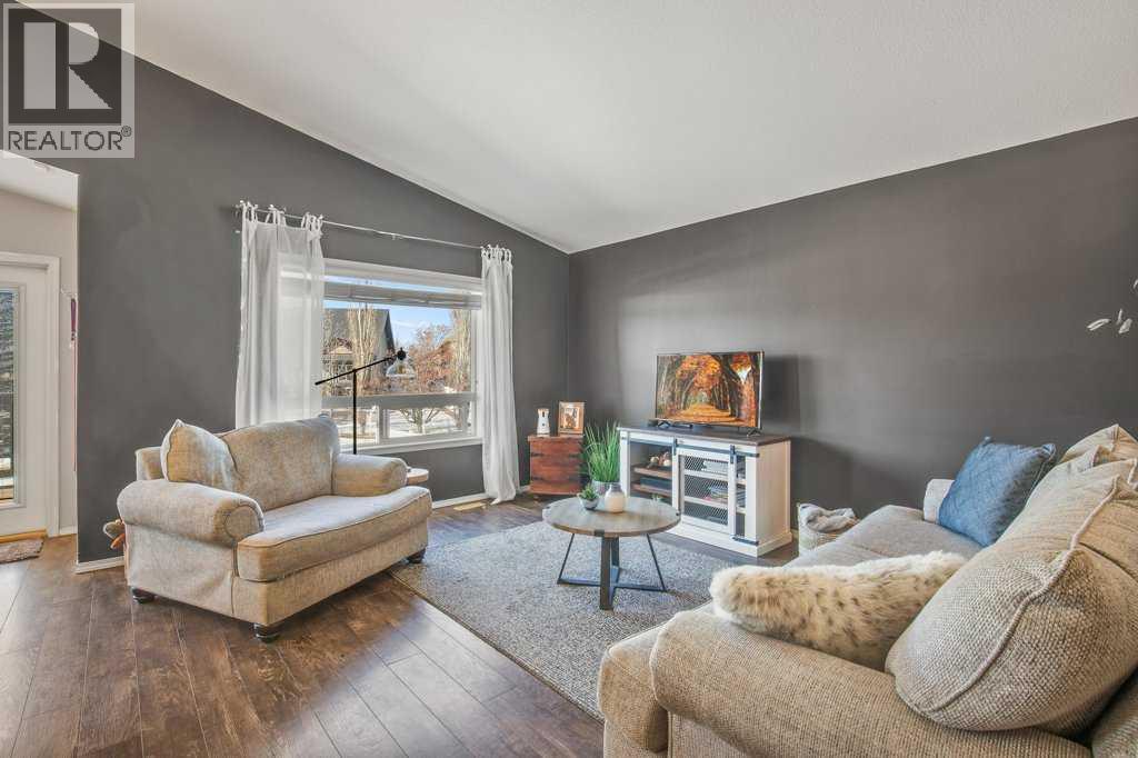 15 Issard Close, Red Deer, Alberta  T4R 0C1 - Photo 21 - A2285416