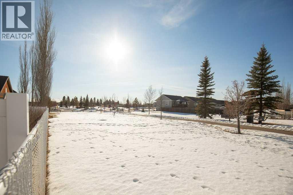 15 Issard Close, Red Deer, Alberta  T4R 0C1 - Photo 11 - A2285416