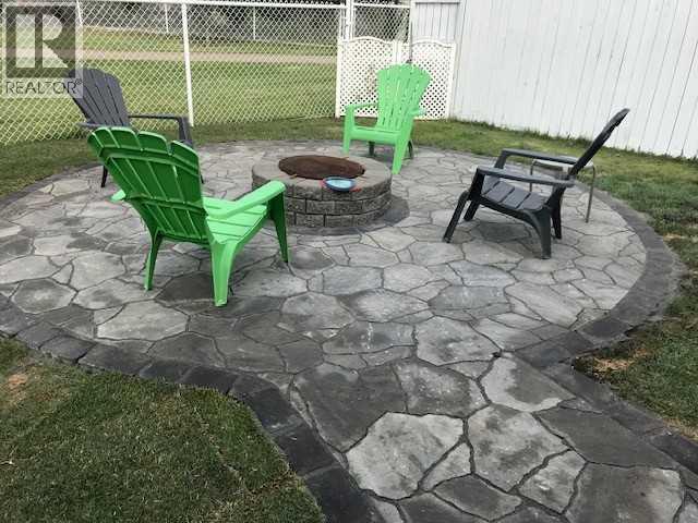 15 Issard Close, Red Deer, Alberta  T4R 0C1 - Photo 5 - A2285416