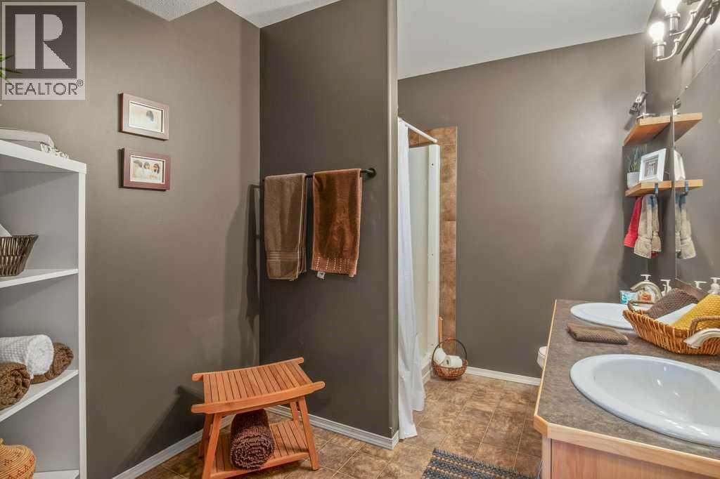 15 Issard Close, Red Deer, Alberta  T4R 0C1 - Photo 45 - A2285416