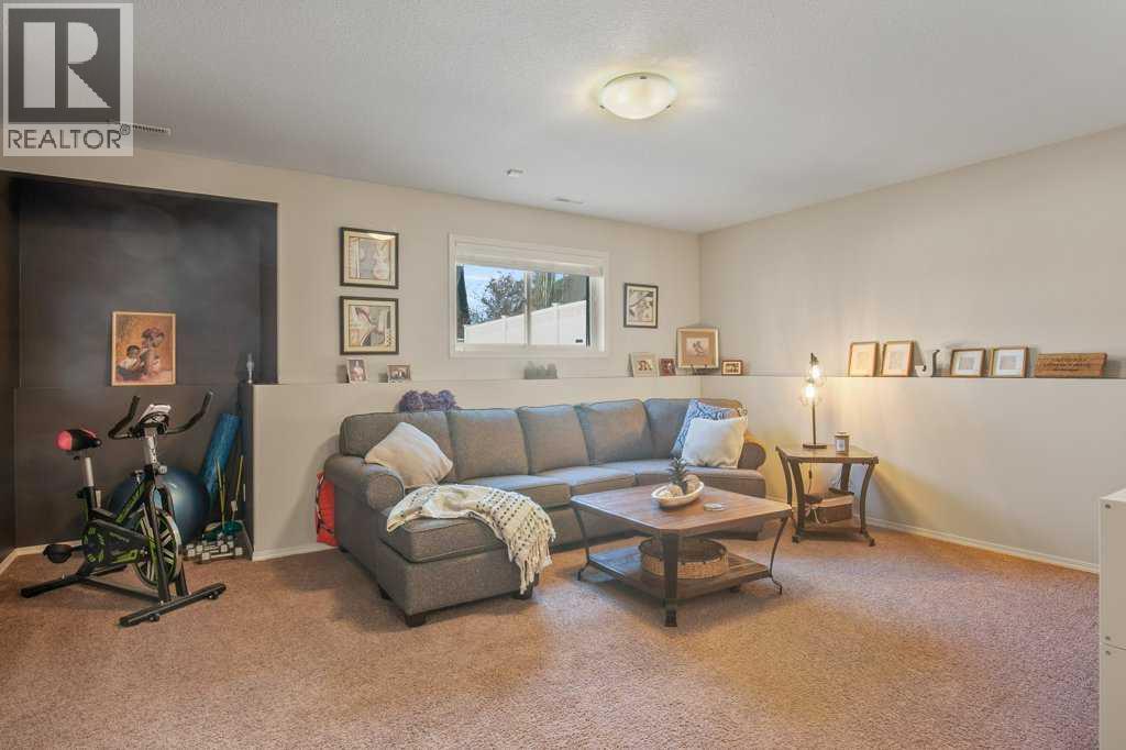 15 Issard Close, Red Deer, Alberta  T4R 0C1 - Photo 39 - A2285416