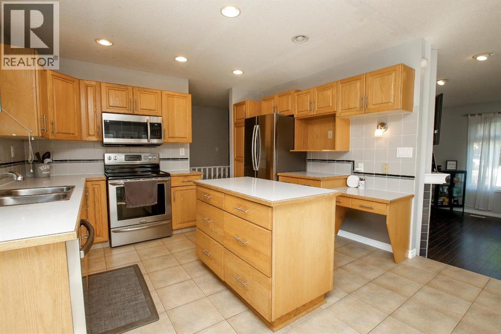 238 Davison Drive, Red Deer, Alberta  T4R 2E6 - Photo 10 - A2258090