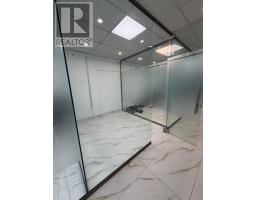 288 MARKHAM ROAD E, Toronto, Ontario