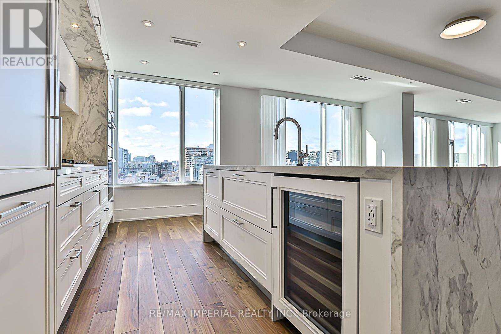 910 - 455 Wellington Street, Toronto, Ontario  M5V 0V3 - Photo 23 - C12789034