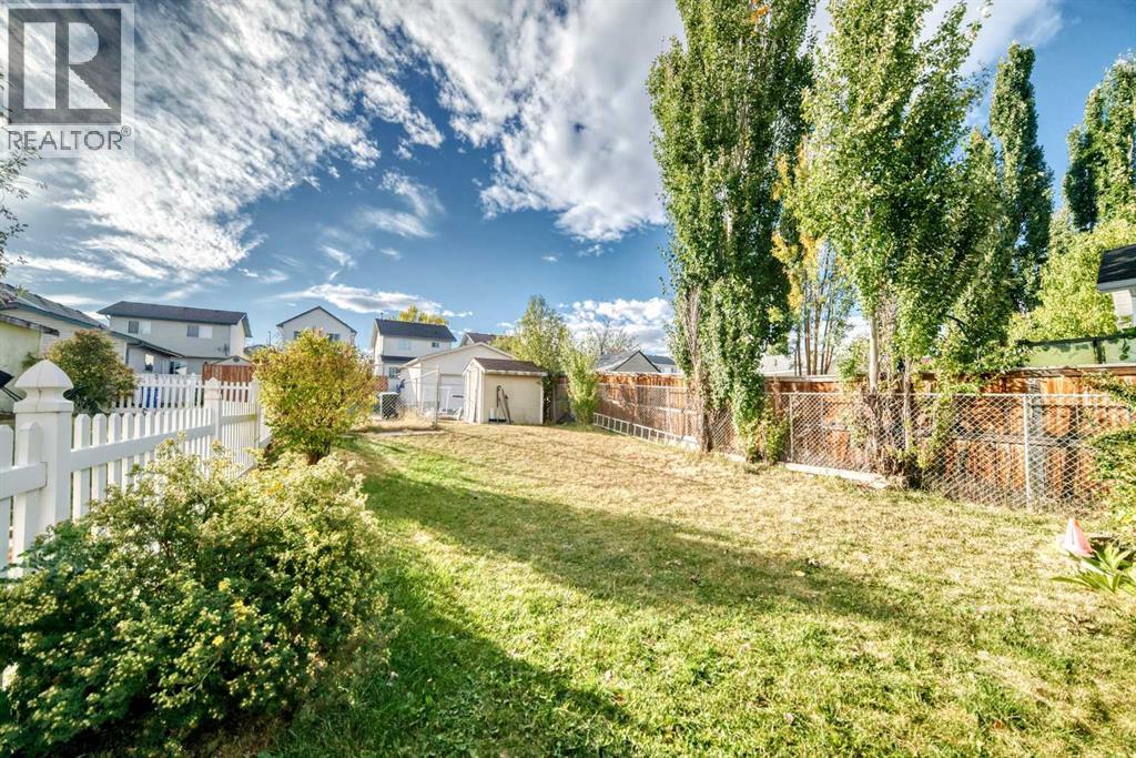 79 Hidden Crescent Nw, Calgary, Alberta  T3A 5L4 - Photo 32 - A2261924