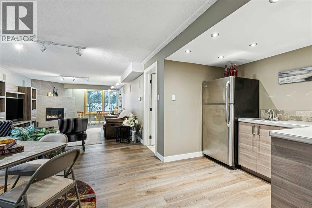 8 Vardana Place Nw, Calgary, Alberta  T3A 0C5 - Photo 29 - A2280305