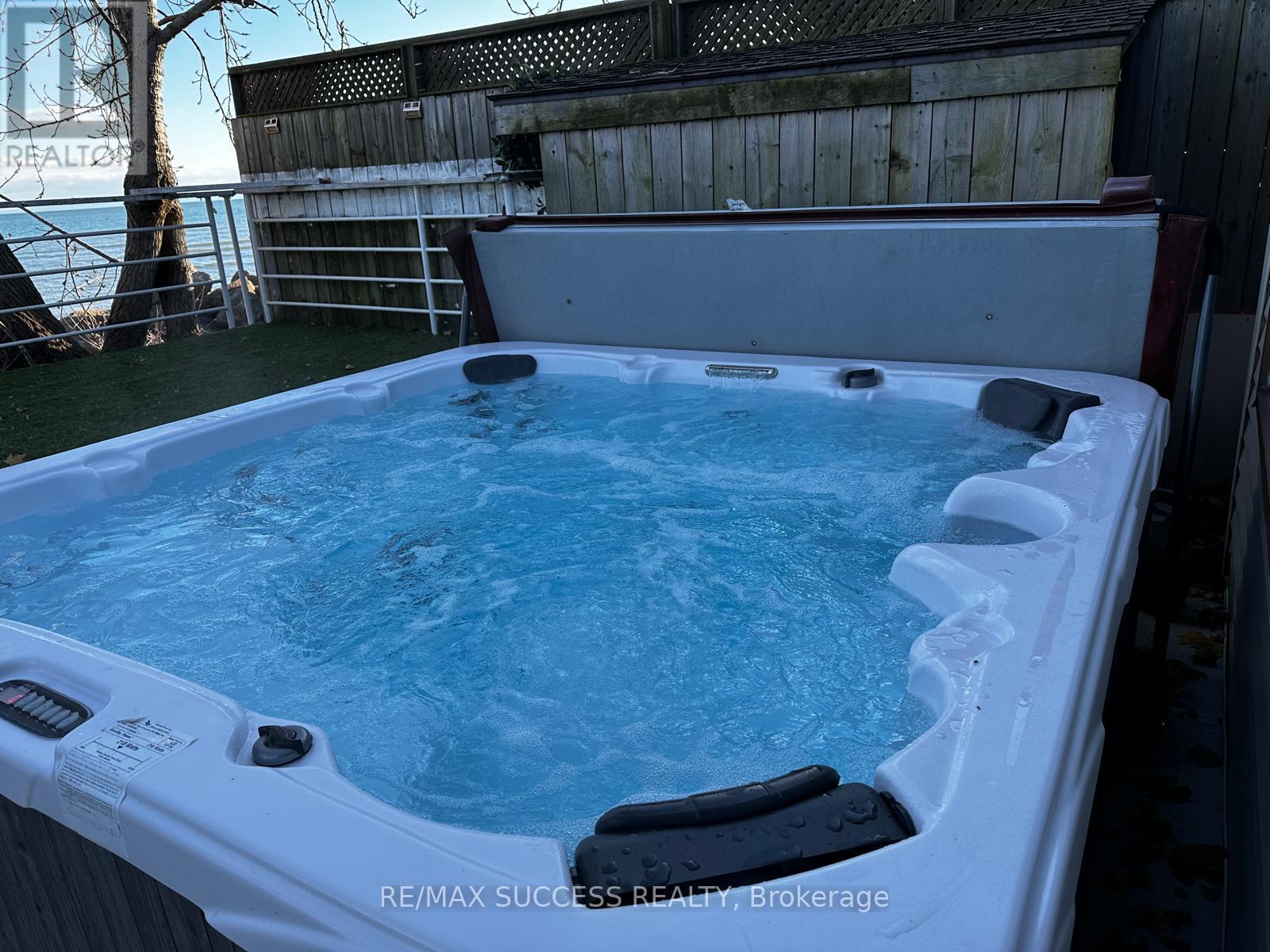 2738 North Shore Drive, Haldimand, Ontario  N0A 1K0 - Photo 17 - X12789022