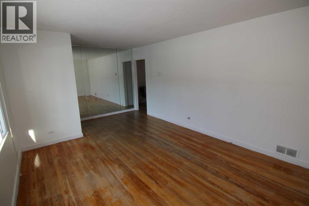 4008 2 Street Nw, Calgary, Alberta  T2K 0Y6 - Photo 12 - A2285035