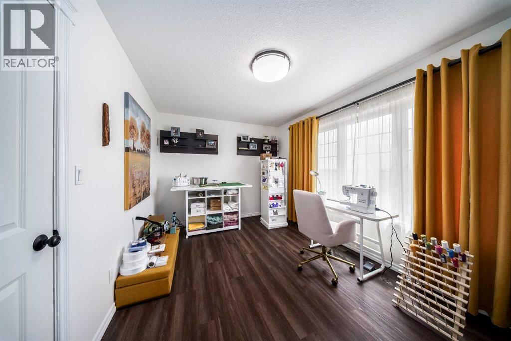 19 5 Street W, Erskine, Alberta  T0C 1G0 - Photo 20 - A2286228