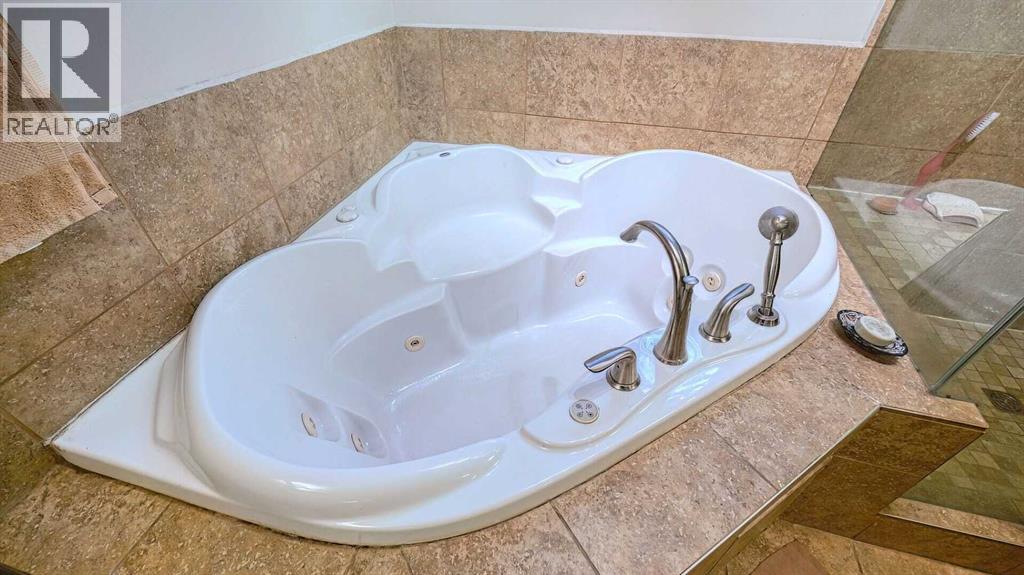 7508 7 Street Nw, Calgary, Alberta  T2K 1E7 - Photo 40 - A2282895