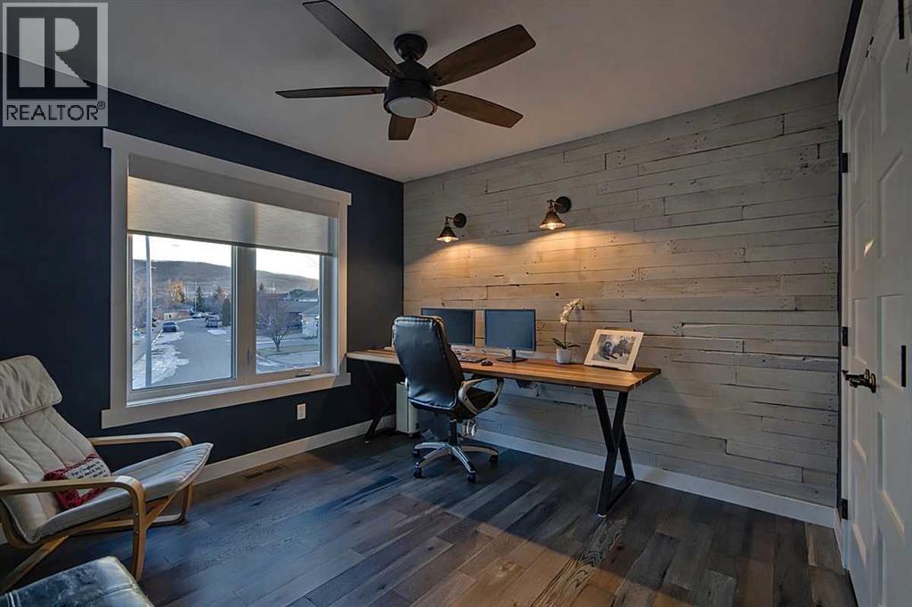 73 Valley Meadow Gardens Nw, Calgary, Alberta  T3R 1B5 - Photo 32 - A2285296